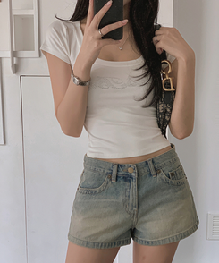 キュービックレタリング半袖Tシャツ WHITE