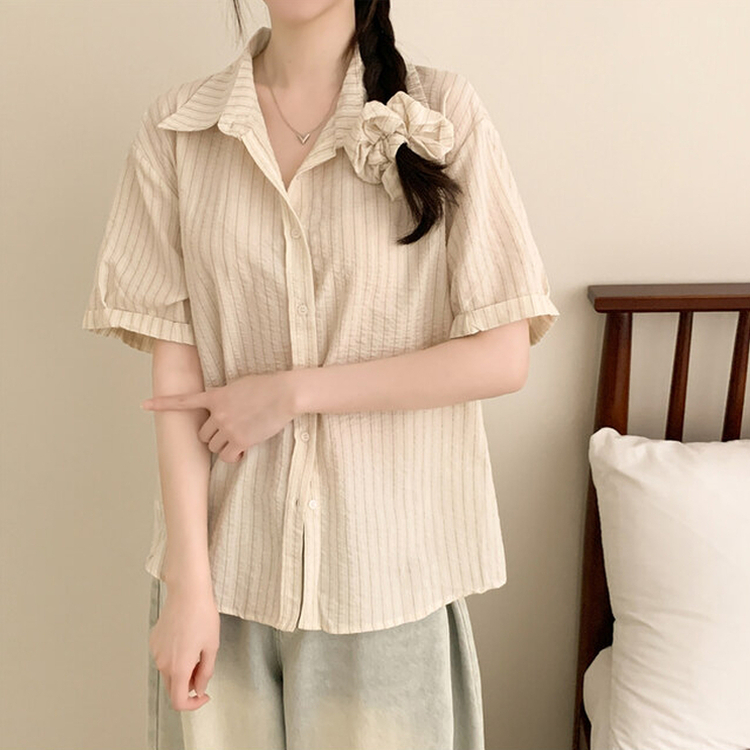 【シュシュ付き】ストライプロールアップ半袖シャツ BEIGE