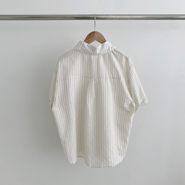 【シュシュ付き】ストライプロールアップ半袖シャツ