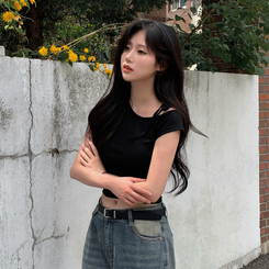半袖Tシャツ アンバランスオフショルダーリボン半袖Tシャツ BLACK