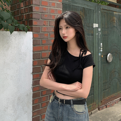 半袖Tシャツ アンバランスオフショルダーリボン半袖Tシャツ BLACK