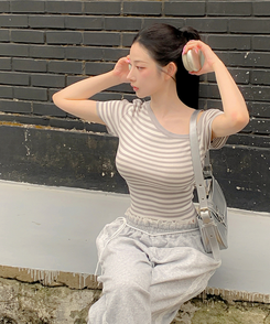 アンバランスストライプ半袖Tシャツ GREY