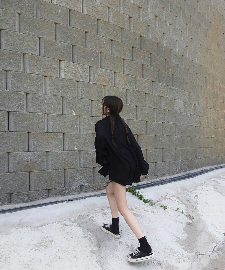 リネンルーズロールアップシャツ BLACK