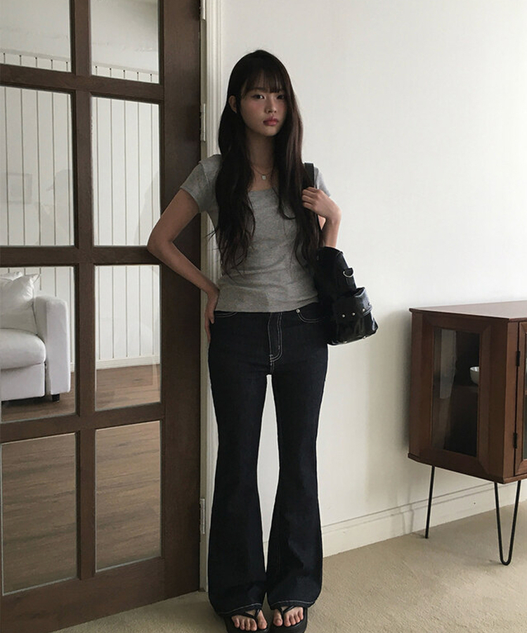 スタッドクロスショルダーバッグ BLACK
