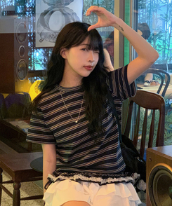 半袖Tシャツ ストライプフリル半袖Tシャツ NAVY