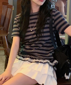 半袖Tシャツ ストライプフリル半袖Tシャツ NAVY