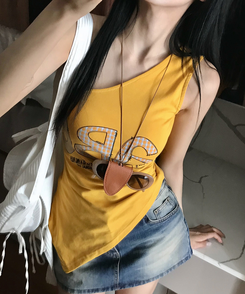 半袖Tシャツ アルファベットワンショルダーTシャツ MUSTARD