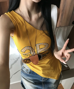 半袖Tシャツ アルファベットワンショルダーTシャツ MUSTARD