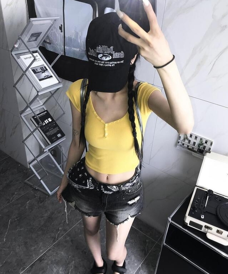 ボタンクロップ半袖Tシャツ(6color) YELLOW