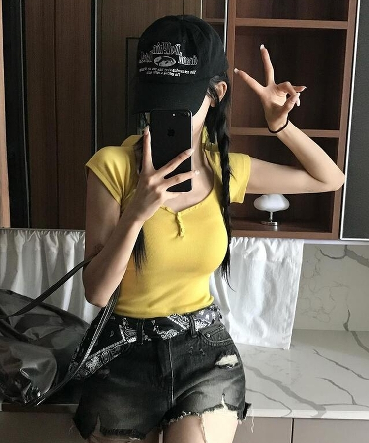 ボタンクロップ半袖Tシャツ(6color) YELLOW