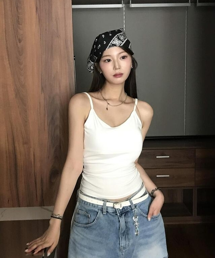 【カップ付き】バックレスキャップキャミソール IVORY