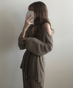 ニット ショルダースリットルーズネットニット BROWN