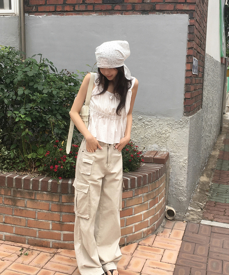 シャーリングレースキャミソール IVORY