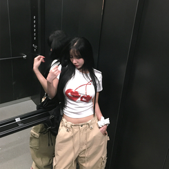 Y2Kチェリースリム半袖Tシャツ IVORY
