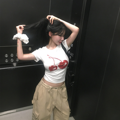 Y2Kチェリースリム半袖Tシャツ IVORY