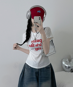 半袖Tシャツ レタリングセミクロップ半袖Tシャツ IVORY
