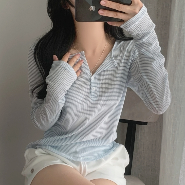ストライプボタンシースルー長袖Tシャツ｜長袖Tシャツ｜韓国