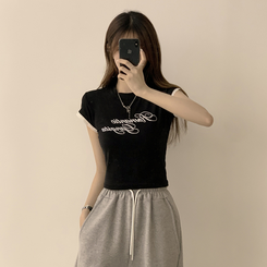 半袖Tシャツ ウエストのくびれスパークリング英文レタリング半袖Tシャツセミクロップラウンド捺染半袖Tシャツ BLACK