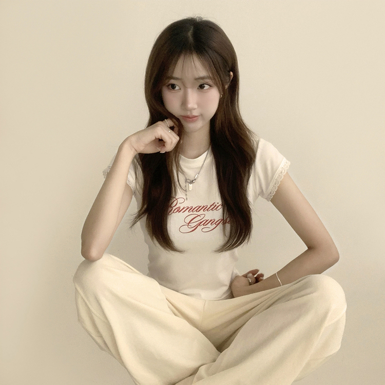 ウエストのくびれスパークリング英文レタリング半袖Tシャツセミクロップラウンド捺染半袖Tシャツ IVORY