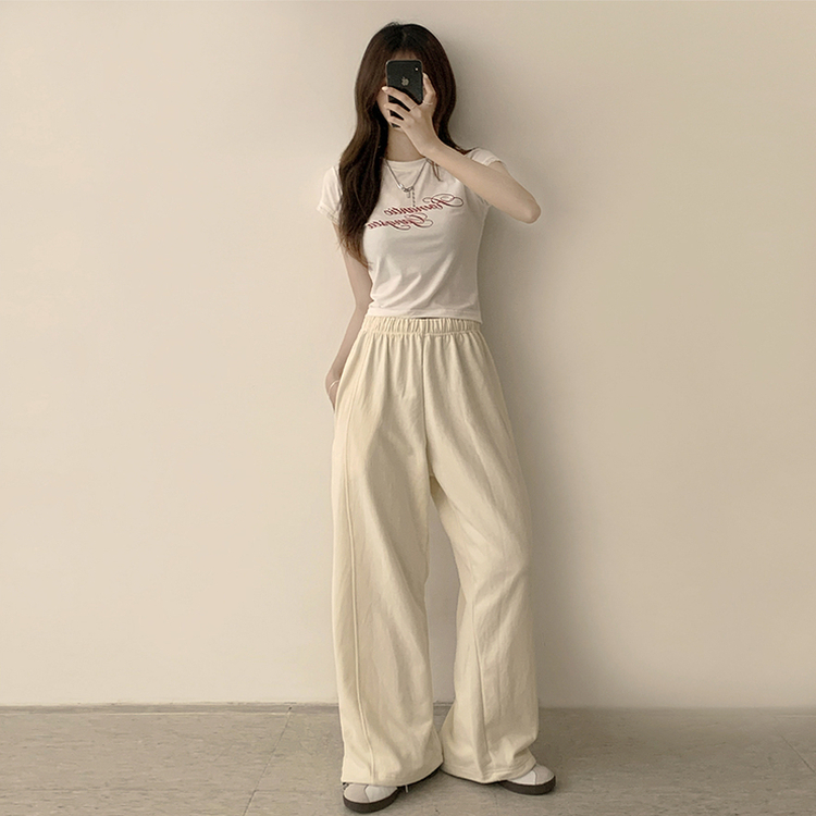 ウエストのくびれスパークリング英文レタリング半袖Tシャツセミクロップラウンド捺染半袖Tシャツ IVORY
