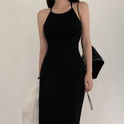 【カップ付き】スパンホルターバックレスロングワンピース BLACK