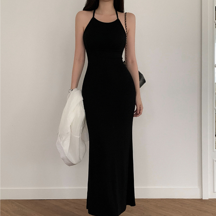 【カップ付き】スパンホルターバックレスロングワンピース BLACK
