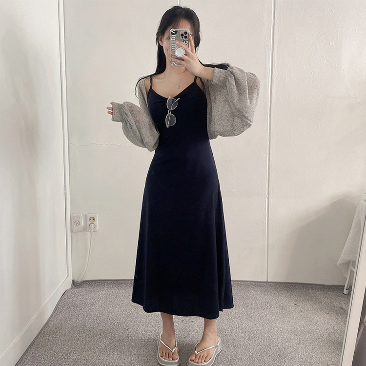 ロングノースリーブフレアワンピース NAVY