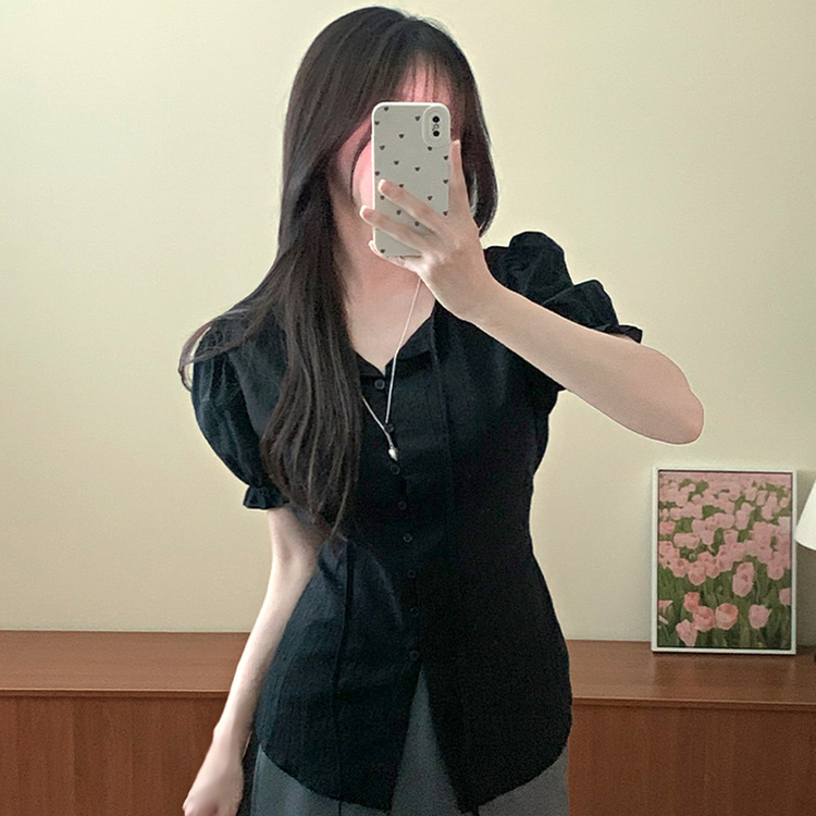 パンチングパフ半袖ブラウス BLACK