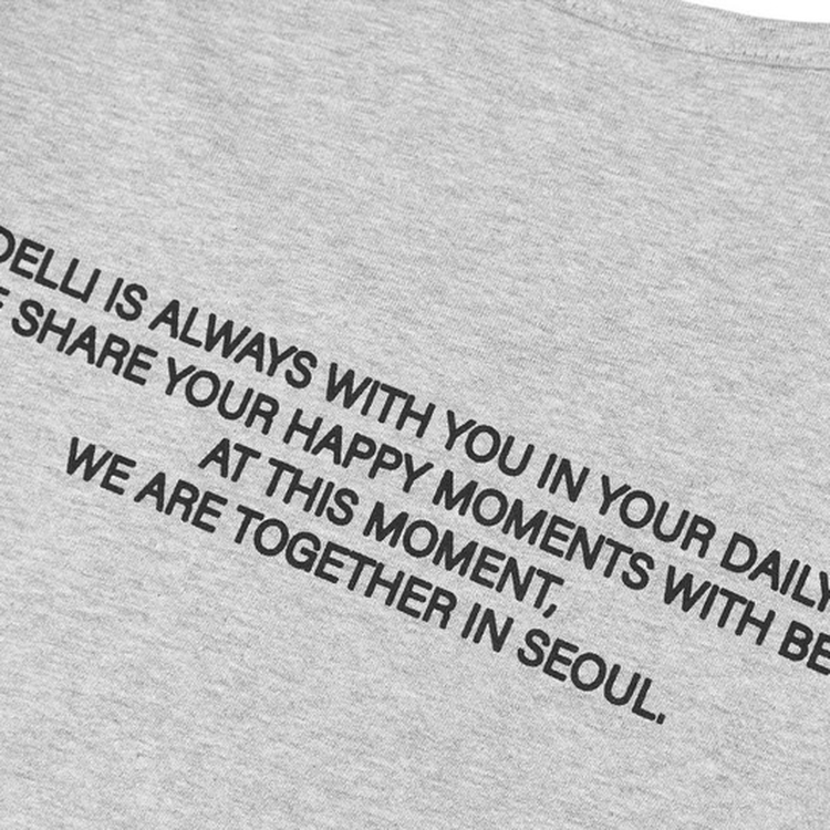 レタリングUネック半袖Tシャツ