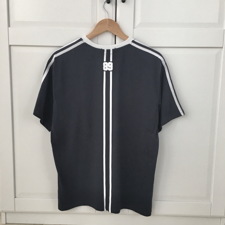 89バックラインバイカラー半袖Tシャツ