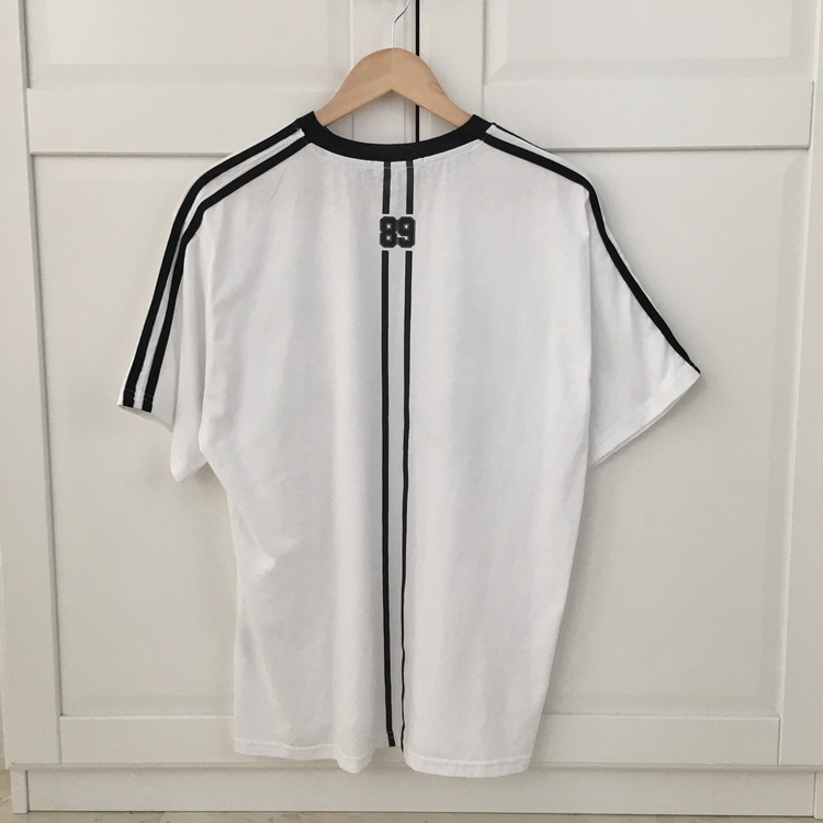 89バックラインバイカラー半袖Tシャツ