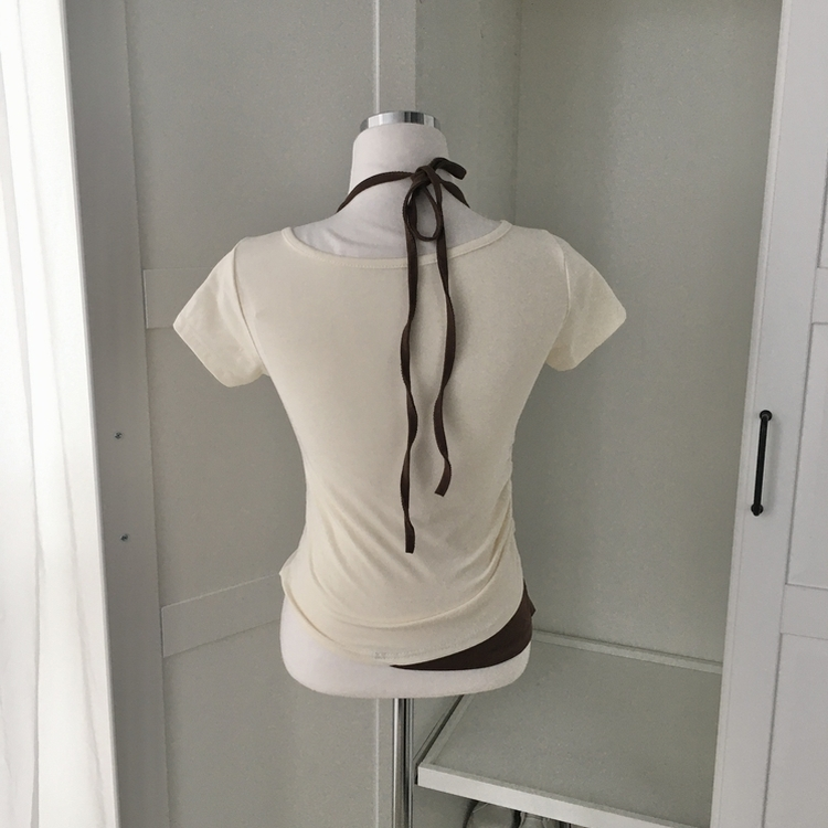 ホールターアンバランスグ半袖Tシャツ