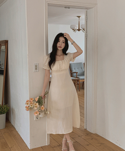 ロングワンピース ボタンパフシャーリングロングワンピース BEIGE