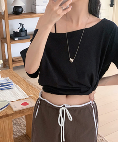 ノースリーブ 【丈別 カップ付き】ベーシックキャミソール BLACK