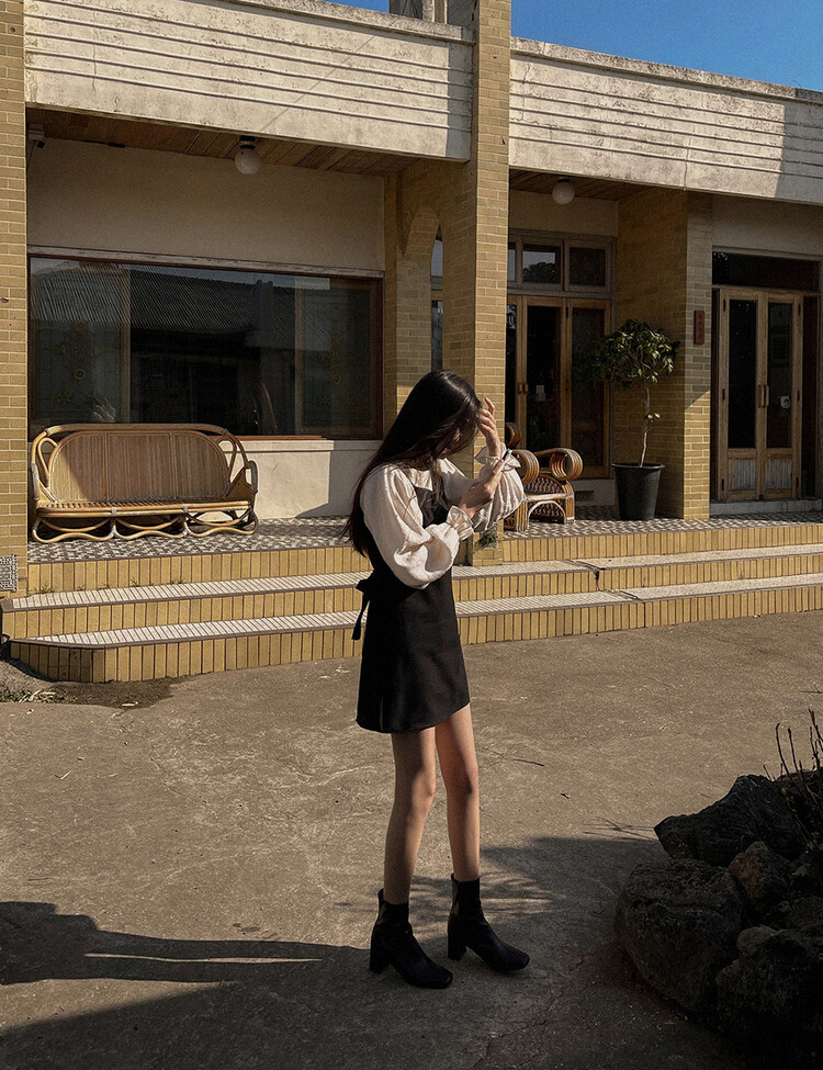 나인 에이라인 뷔스티에 미니 원피스 블랙