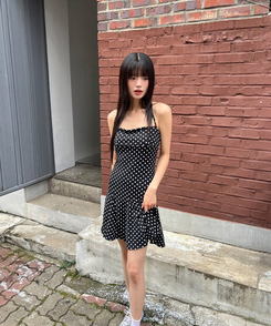 ミニワンピース ドットホルターストラップワンピース BLACK