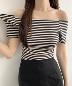 半袖Tシャツ ストライプオフショルダー半袖Tシャツ IVORY