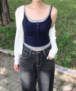 ノースリーブ 【カップ付き】レイヤードボタンスリムキャミソール NAVY