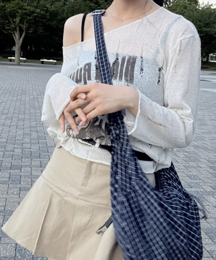 스트랩 크로스 보헤미안 프릴 숄더백 블랙