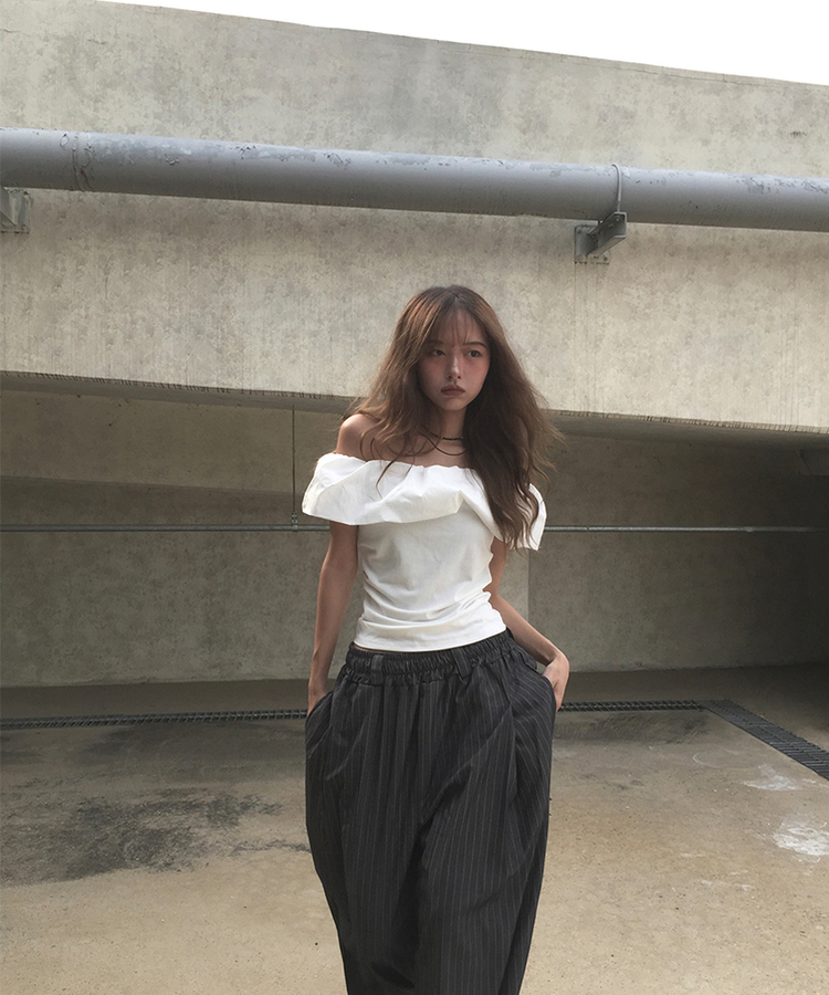 サイドシャーリングオフショルダーブラウス WHITE