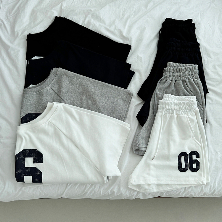【SET】アンバランス半袖Tシャツ ショートパンツ