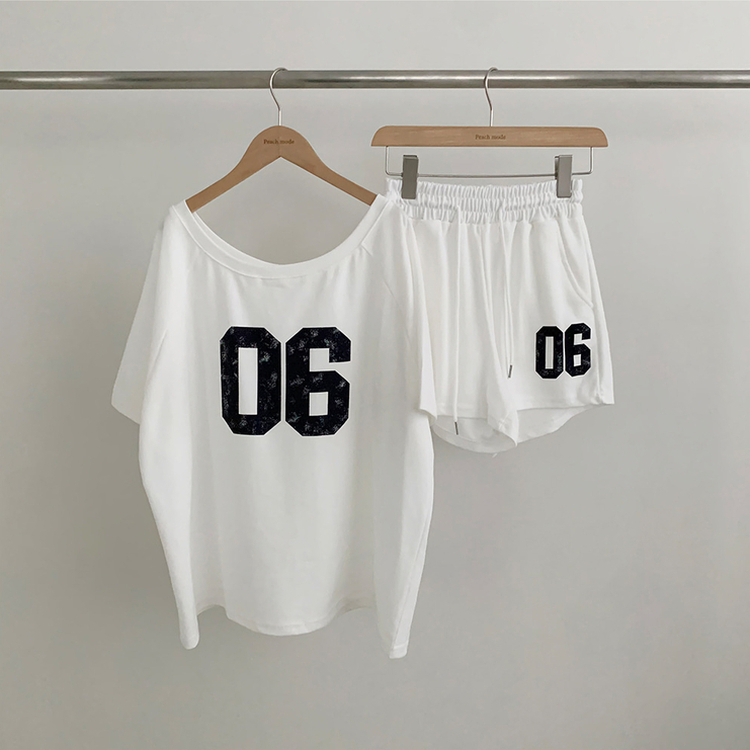 【SET】アンバランス半袖Tシャツ ショートパンツ