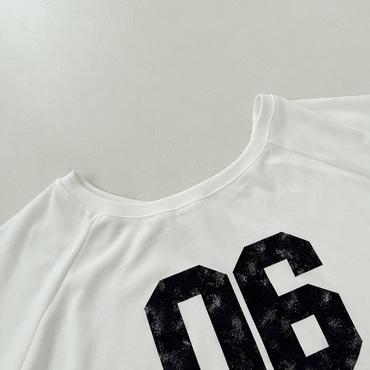 【SET】アンバランス半袖Tシャツ ショートパンツ