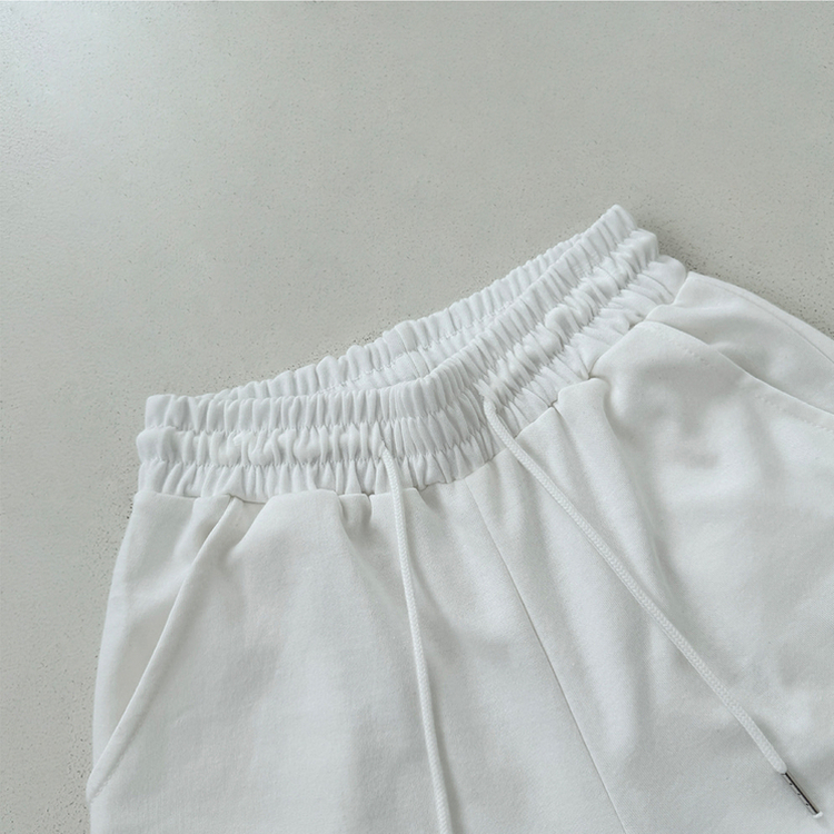 【SET】アンバランス半袖Tシャツ ショートパンツ