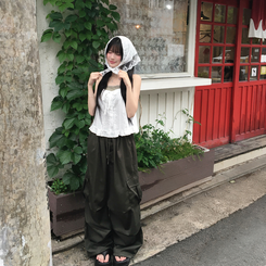 ワイド ツーピンタックストリングワイドカーゴパンツ KHAKI