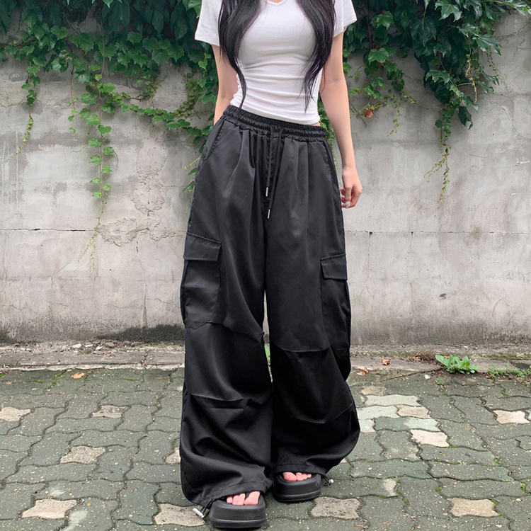ツーピンタックストリングワイドカーゴパンツ BLACK
