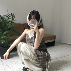 ノースリーブ チェックストラップビスチェ BROWN