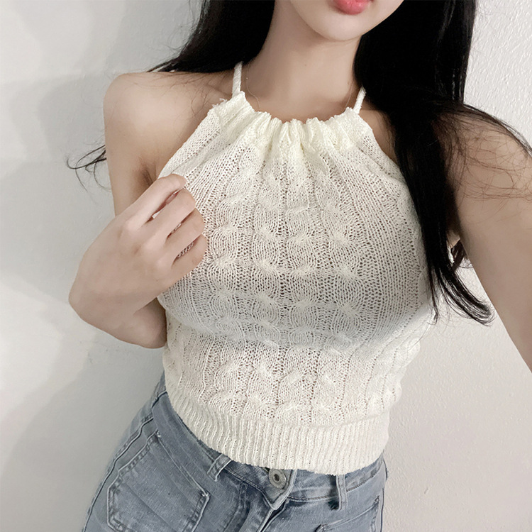 クロップホルターニットキャミソール IVORY