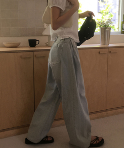 デニム 【丈別】ピンタックスリットワイドデニムパンツ LIGHT DENIM