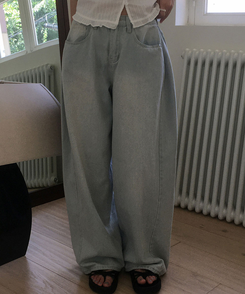 デニム 【丈別】ピンタックスリットワイドデニムパンツ LIGHT DENIM